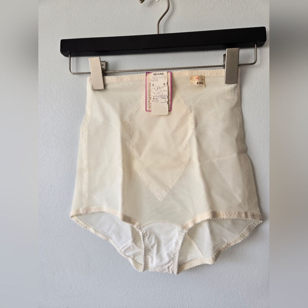 Sears High Waisted Panties NWT SMALL